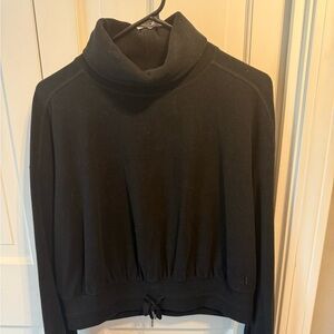Sweaty Betty Classic Black cow neck, pullover sweater